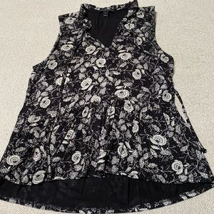 JCrew Ruffle Trimmed Tie Front in Black and White Floral Print.  Size S